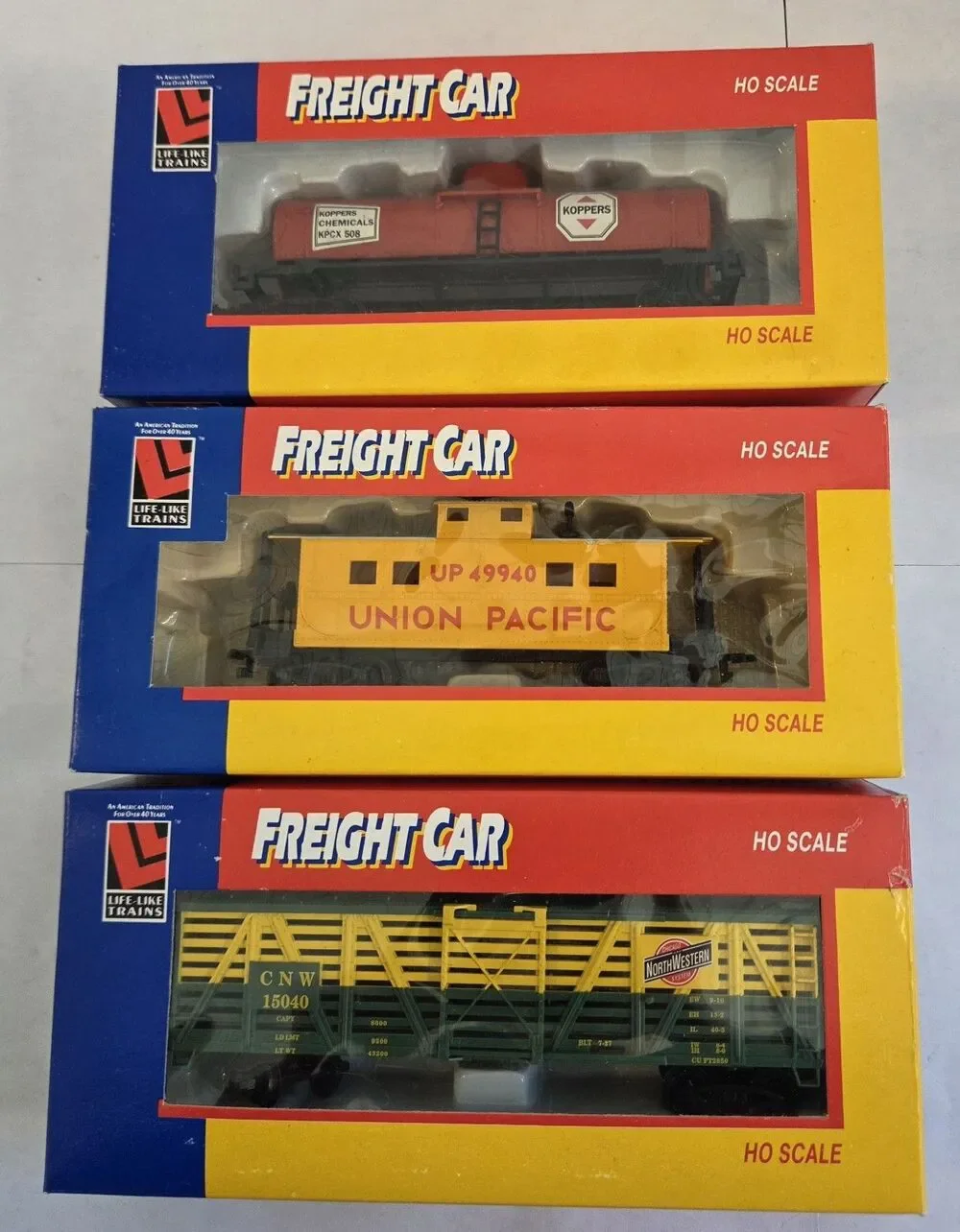 Life-Like Trains‎ HO Scale Freight Car Lot CNW Stock Car Koppers Tank UP Caboose
